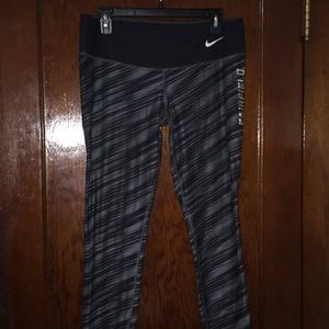 Nike Dri-Fit work out legging